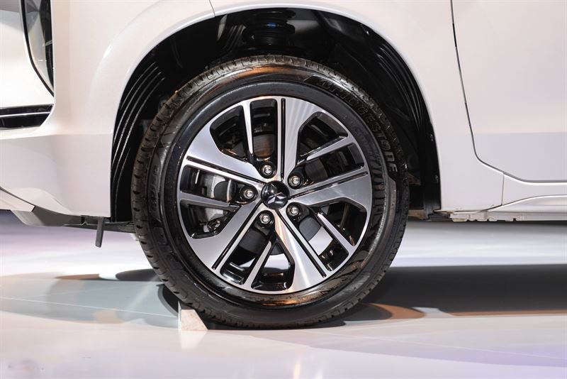 mitsubishi xpander
